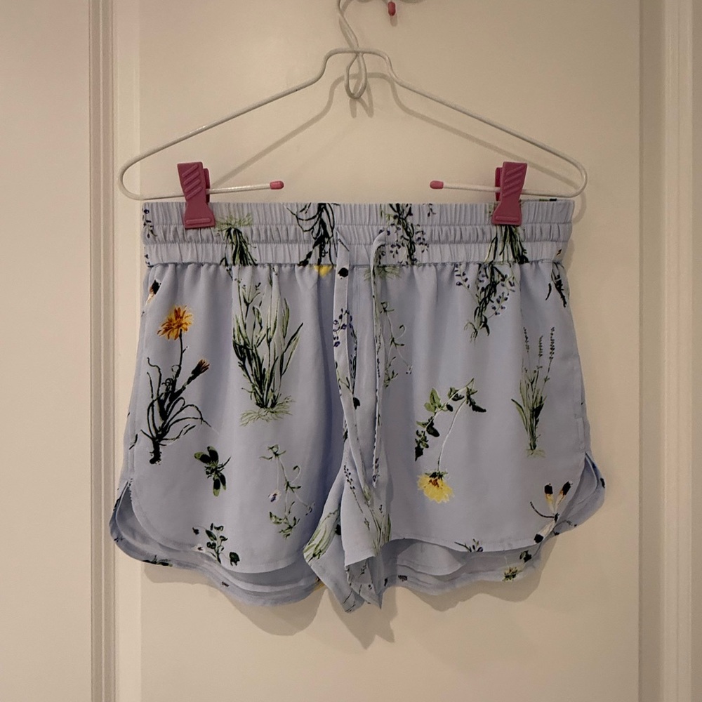 Aritzia Sunday Best Floral Shorts - Size Small